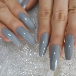 7 Piece Press-On Nails Kit